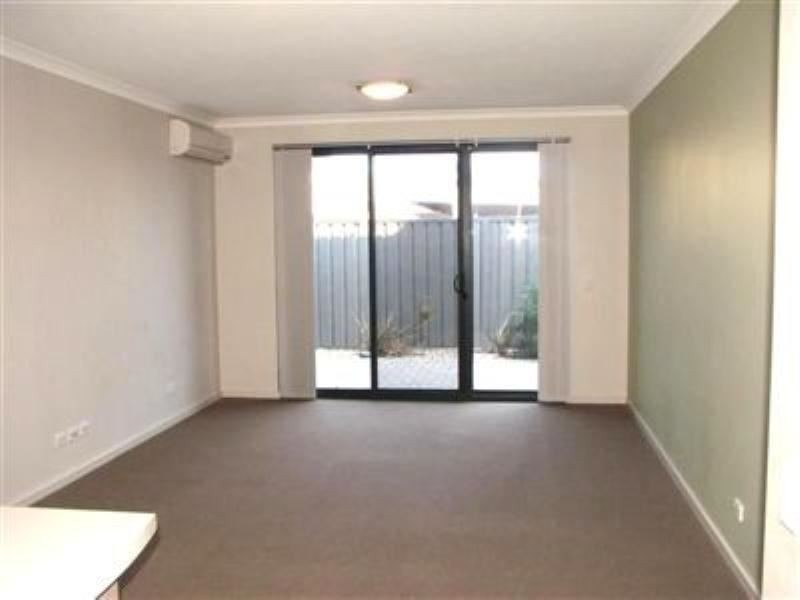 11/1 Sunlander Drive, Currambine WA 6028