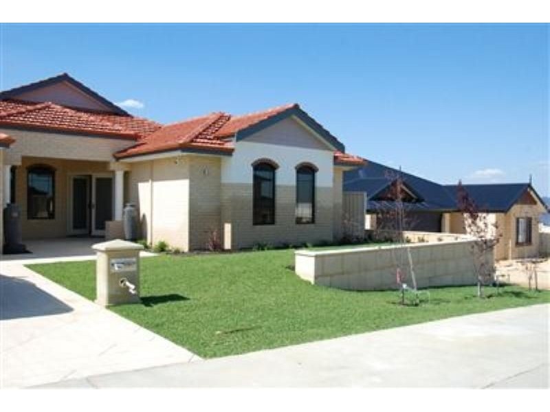 15 HOPEWELL PASS, Carramar WA 6031