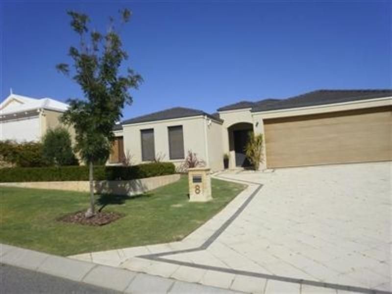 8 ARRETON WAY, Hocking WA 6065