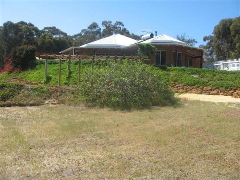 69 CALADENIA CLOSE  LOWER CHITTER, Lower Chittering WA 6084