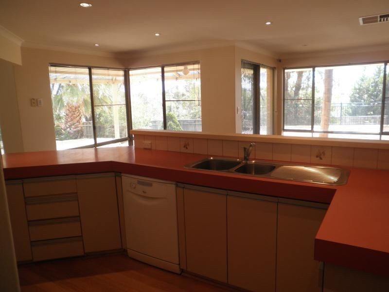 24 Congressional Crescent, Connolly WA 6027