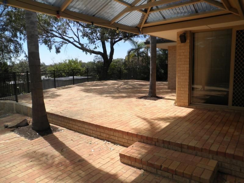 24 Congressional Crescent, Connolly WA 6027