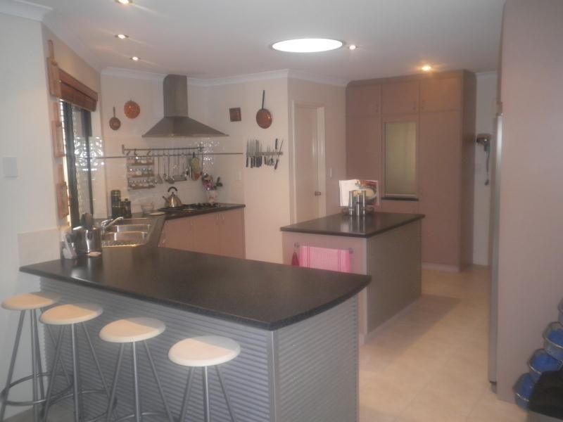 19 ALVELEY LOOP, Butler WA 6036