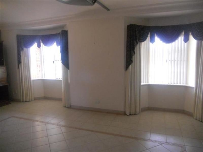 44 Via Vista Drive, Mariginiup WA 6065