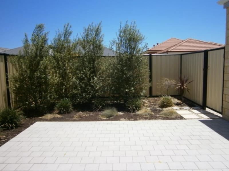 UNIT 1/18 Capitol Turn, Clarkson WA 6030