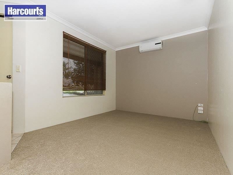 14 Drammen Elbow, Merriwa WA 6030