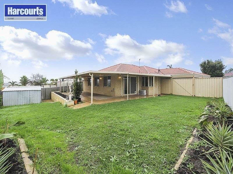 14 Drammen Elbow, Merriwa WA 6030