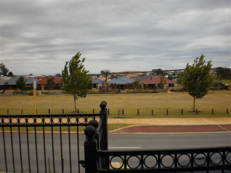 32 Somerley Drive, Clarkson, Clarkson WA 6030