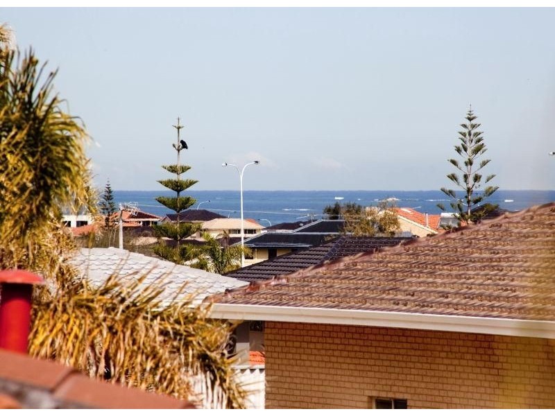 11 KAUFMAN AVENUE OCEAN REEF WA, Ocean Reef WA 6027