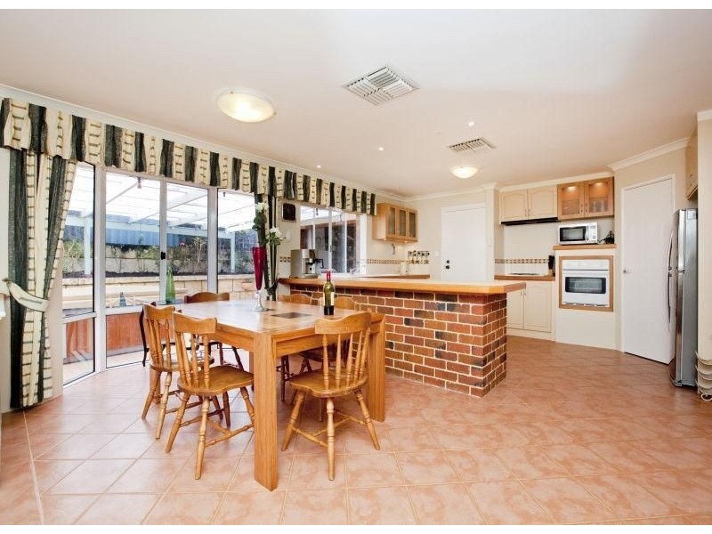 11 KAUFMAN AVENUE OCEAN REEF WA, Ocean Reef WA 6027