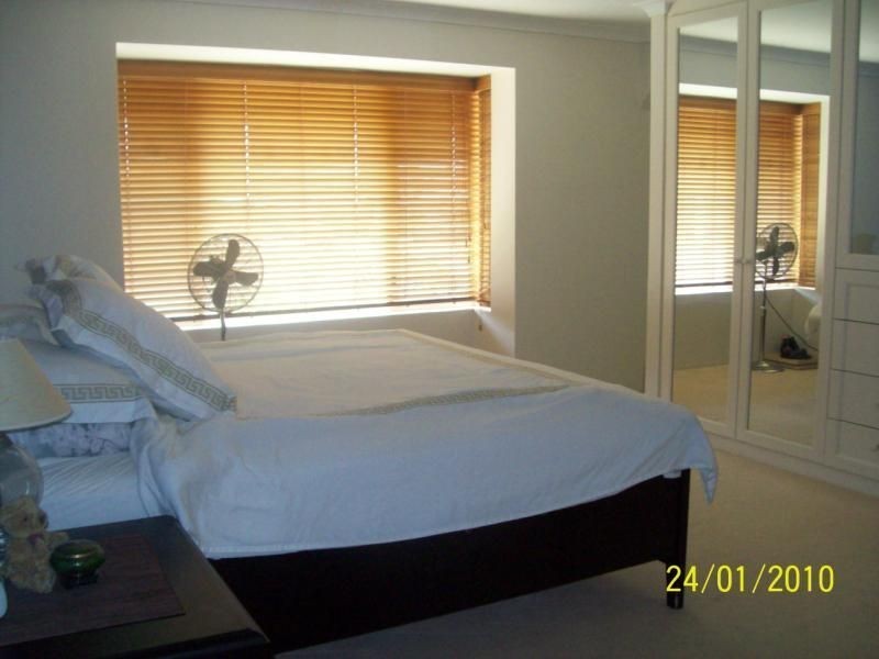32 MARRIOT TURN, Currambine WA 6028