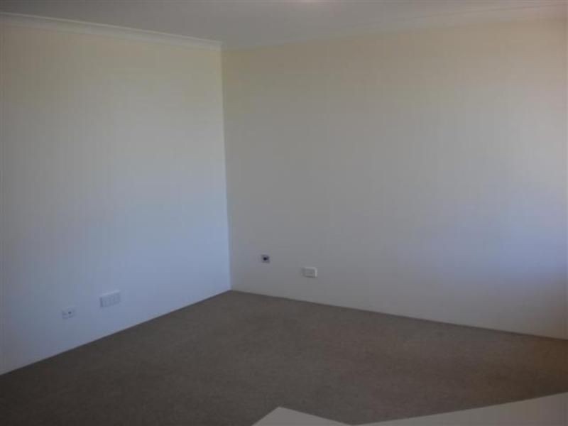 21 WADHURST ROAD  BUTLER  WA  603, Butler WA 6036