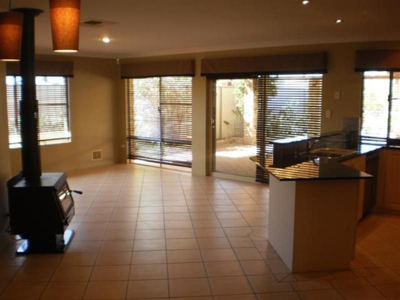 10 Eastleigh Loop Currambine  WA, Currambine WA 6028