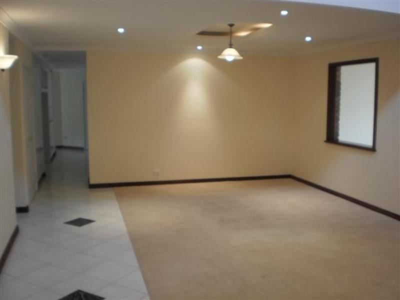 28 Westra Way, Ocean Reef WA 6027