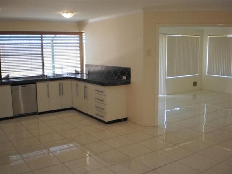 21 RIO MARINO WAY, Mindarie WA 6030