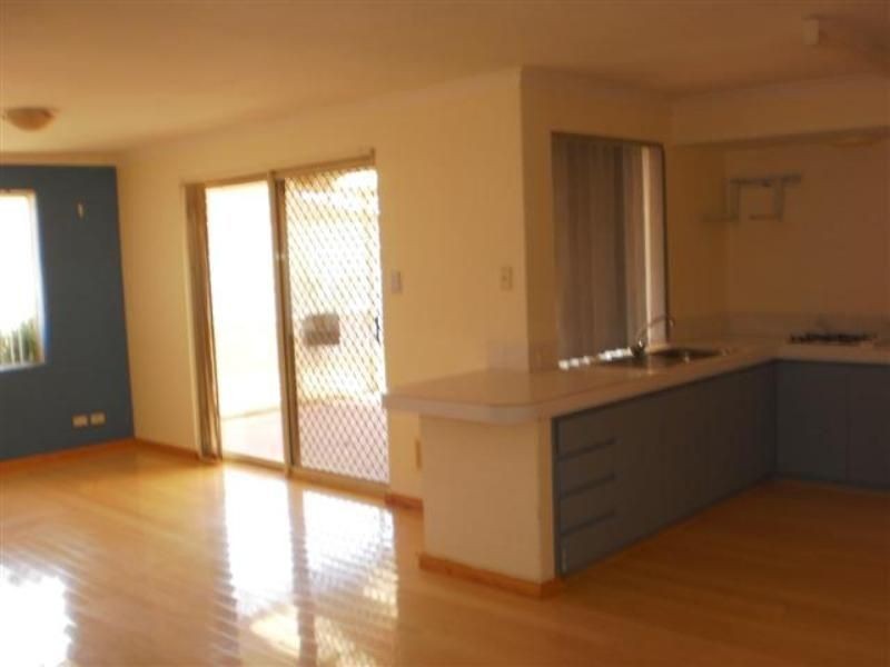 25 White Tern Elbow, Quinns Rocks WA 6030