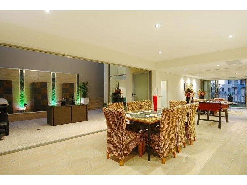 12 SWANSEA PROMENADE, Mindarie WA 6030
