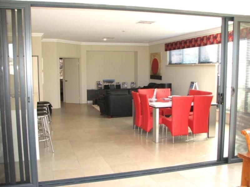 33 BACKWATER CIRCLE, Burns Beach WA 6028