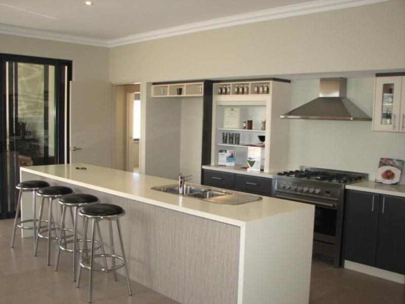 33 BACKWATER CIRCLE, Burns Beach WA 6028