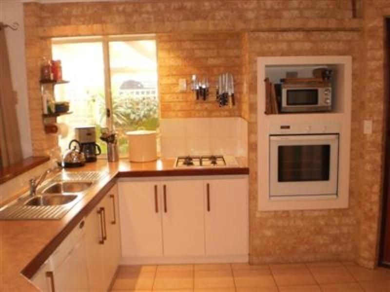 7 Carnock Way, Kinross WA 6028