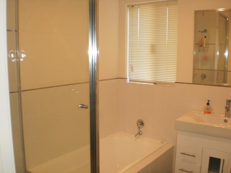 4/39 Cooper Street, Madeley WA 6065