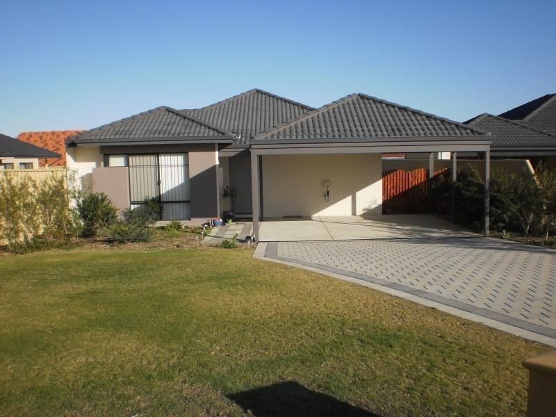 16 CANOVA ROAD, Butler WA 6036