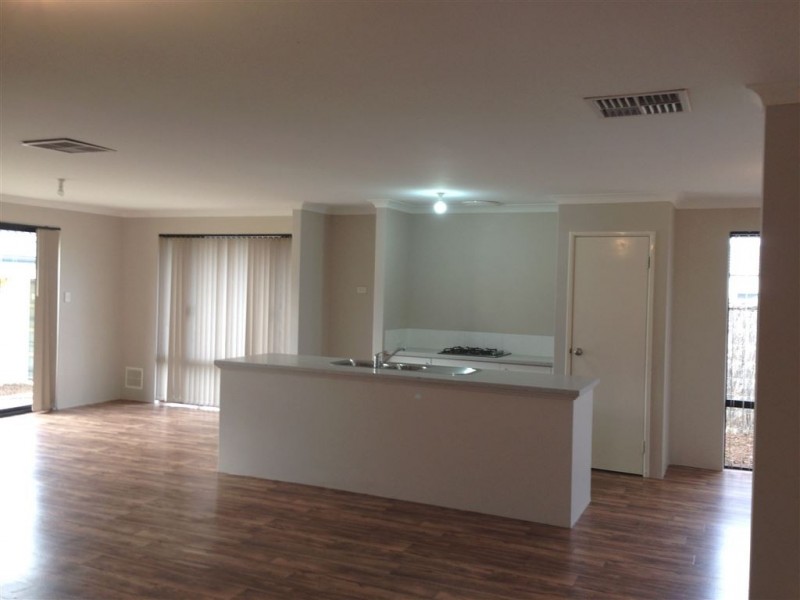 12 Oxted Link, Butler WA 6036