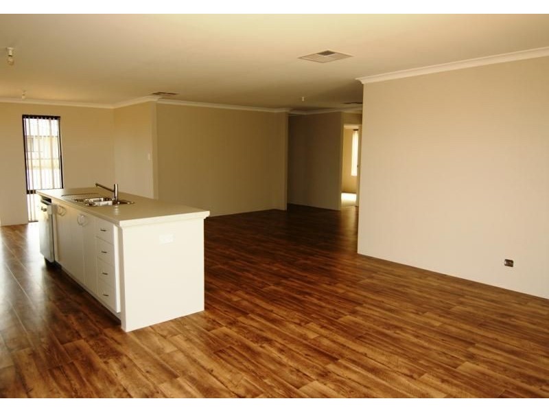 12 Oxted Link, Butler WA 6036