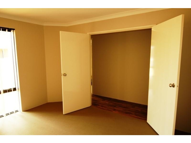 12 Oxted Link, Butler WA 6036