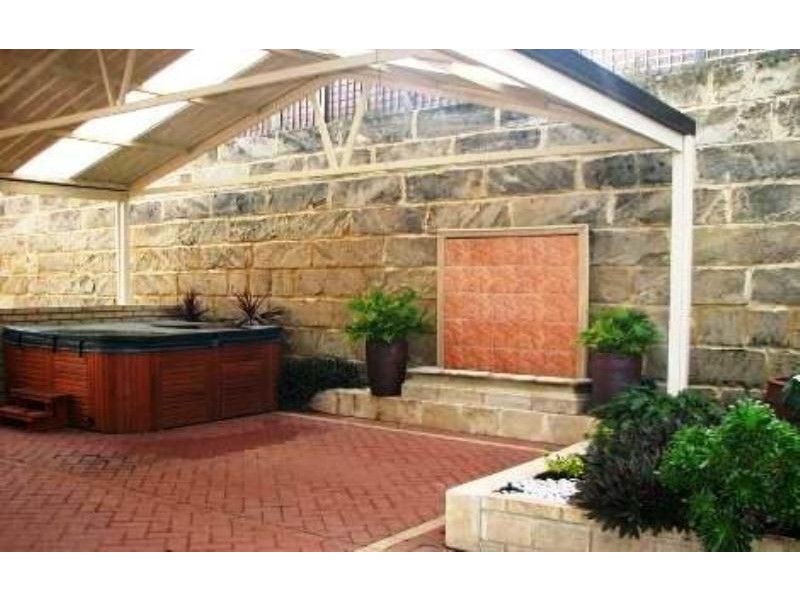 23 Delamere Ave, Currambine WA 6028