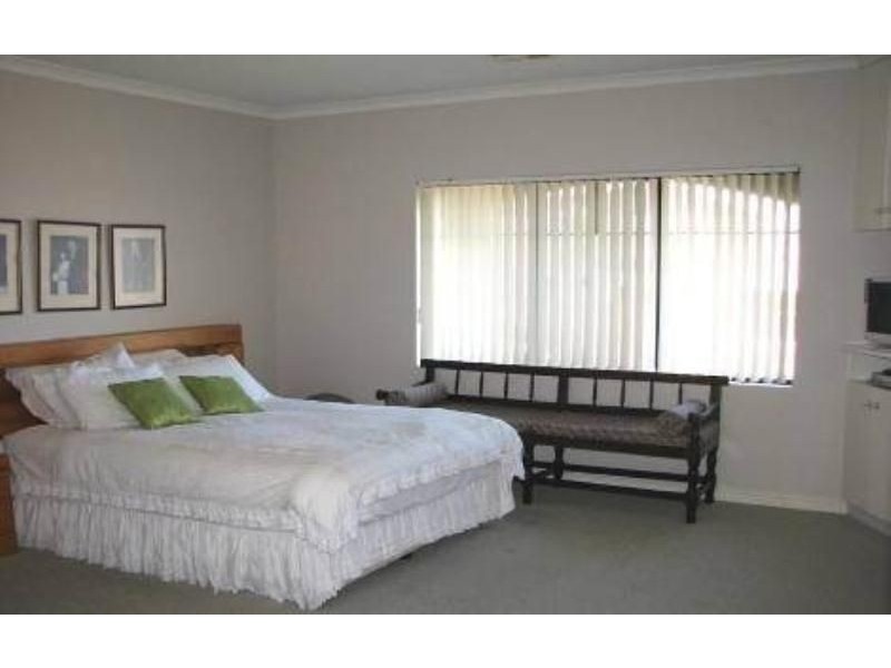 23 Delamere Ave, Currambine WA 6028