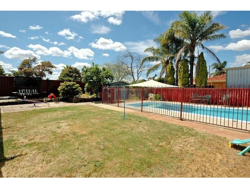 72 GRADIENT WAY, Beldon WA 6027