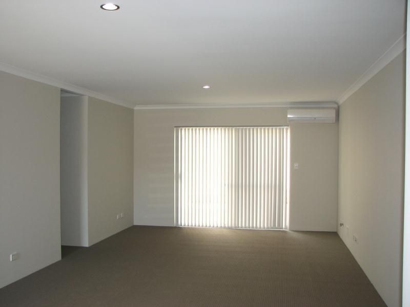 10/32 Delamere, Currambine WA 6028