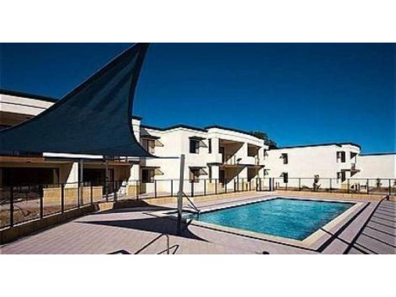 7/5 Eastleigh Loop, Currambine WA 6028