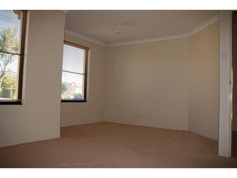 10 LAMBASA, Mindarie WA 6030
