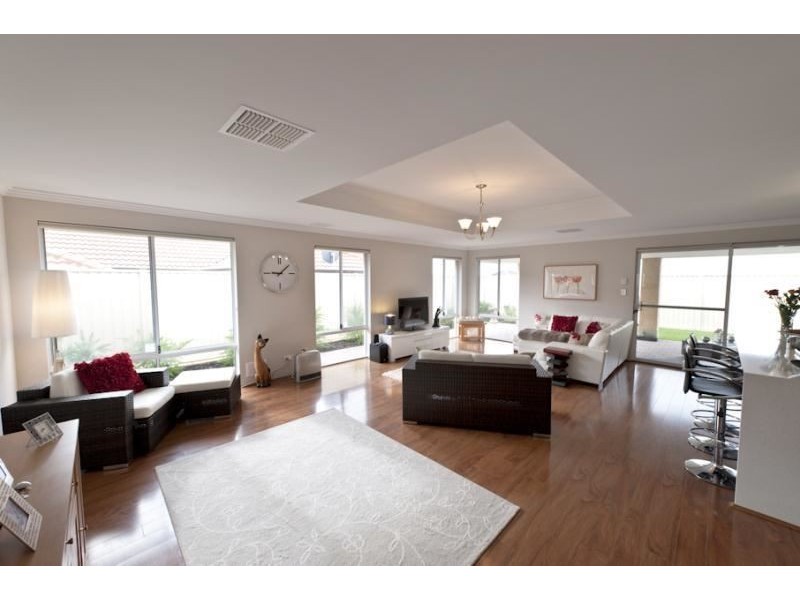 8 Dalmeny Link, Burns Beach WA 6028