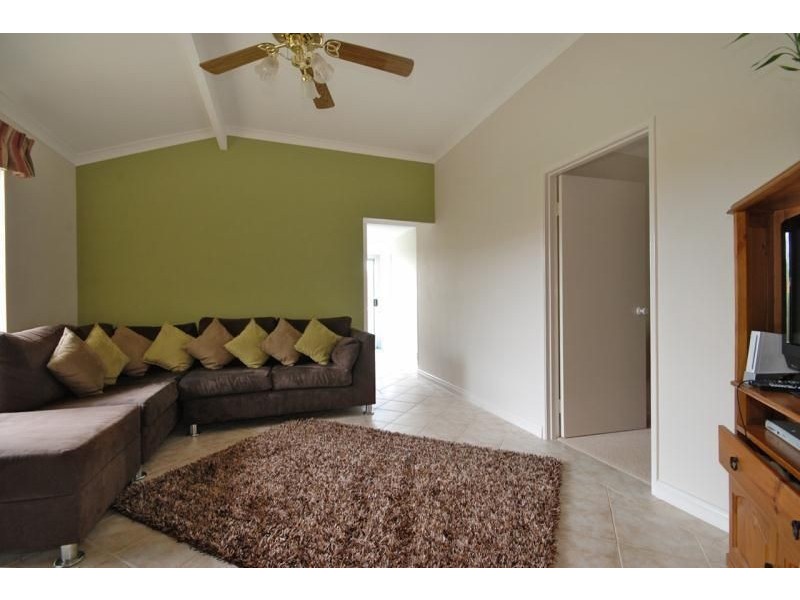 4 MONCLAIR PASS, Currambine WA 6028