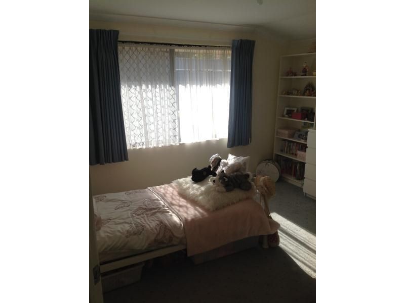 34 Monaltrie Loop, Carramar WA 6031