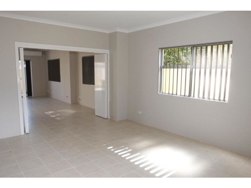 9 Esperanto Way, Westminster WA 6061