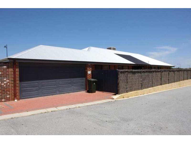 6 Kahana Parkway, Butler WA 6036