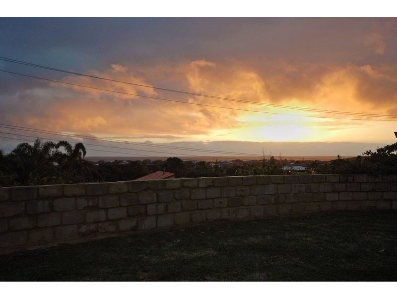 56 Gunida Street, Mullaloo WA 6027