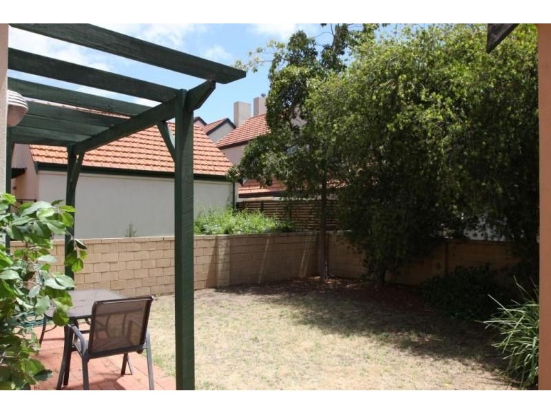 70 SPYGLASS GROVE, Connolly WA 6027