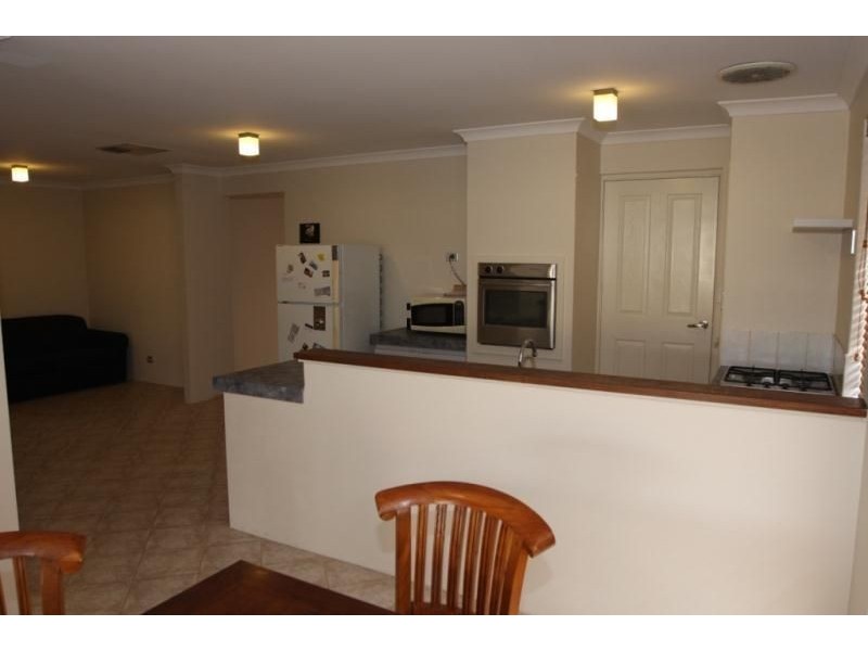 11 Longridge Rise, Quinns Rocks WA 6030