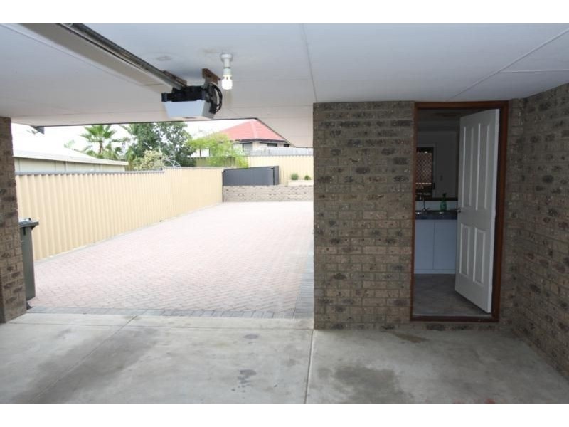 11 Longridge Rise, Quinns Rocks WA 6030