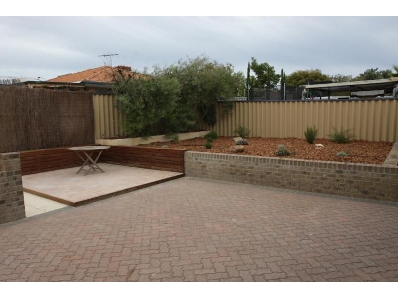 11 Longridge Rise, Quinns Rocks WA 6030