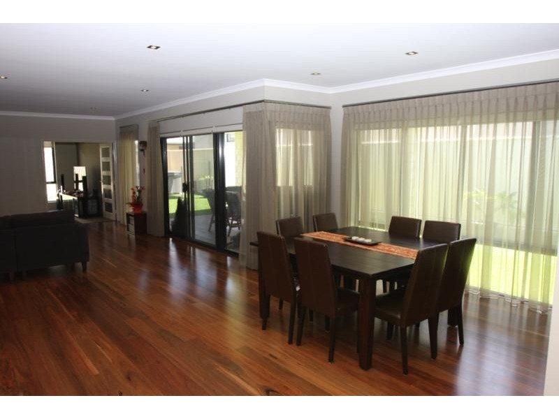 3 Seabreeze Avenue, Burns Beach WA 6028