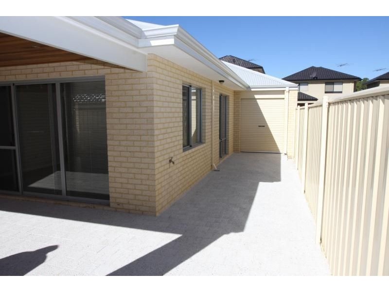 22 CVITAN BEND, Madeley WA 6065