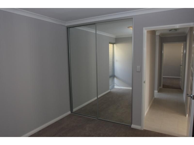 52 SUSAN ROAD, Madeley WA 6065