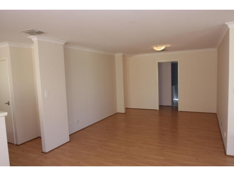 34 CLARAFIELD MEANDER, Tapping WA 6065
