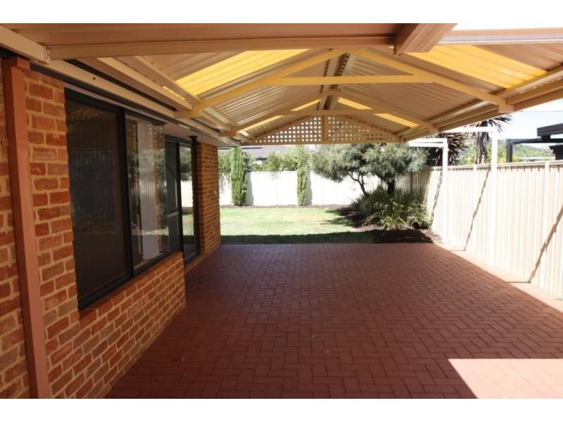 34 CLARAFIELD MEANDER, Tapping WA 6065
